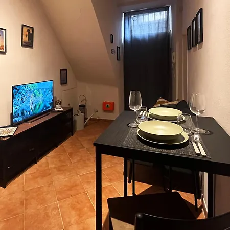 Giano Host - Famagosta