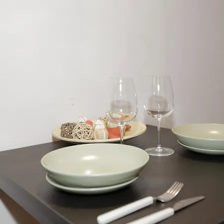 5' To The Station - 1g Wi-fi - Self Check-in Apartment Genoa