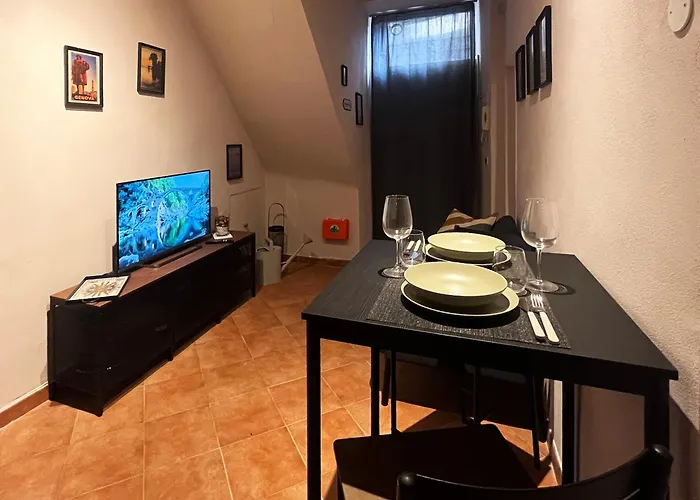 Giano Host - Famagosta