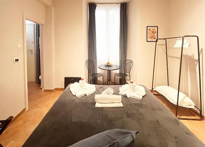 Giano Host - Famagosta *